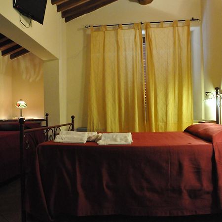 Bed & Breakfast Suvereto Habitación foto